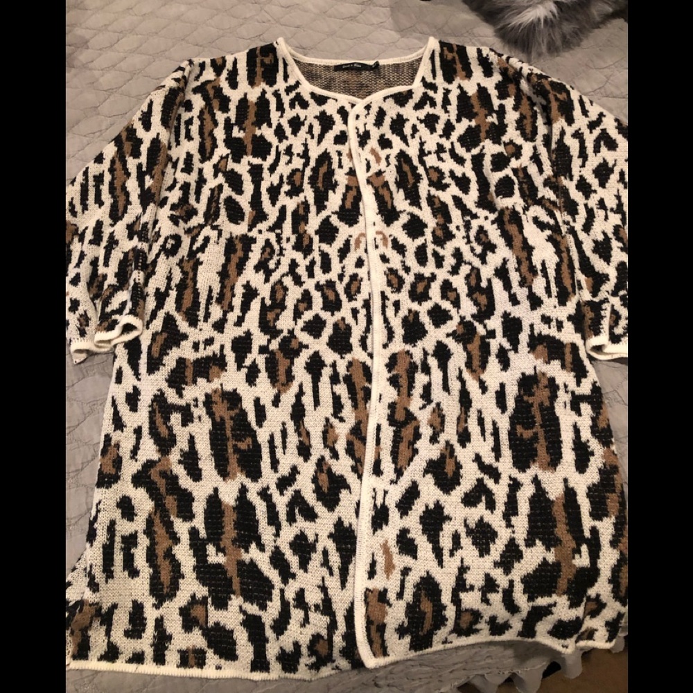 NWOT leopard print duster cardigan size M